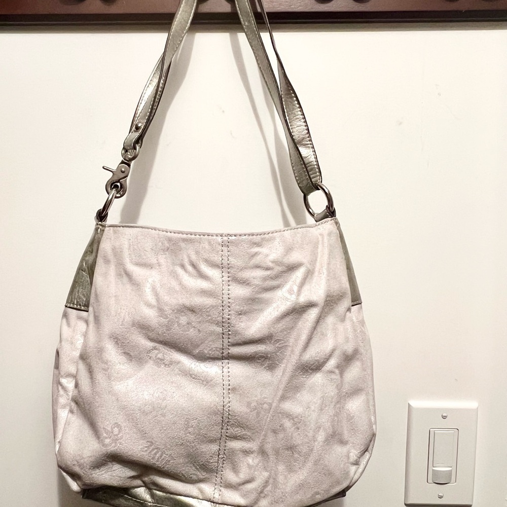 Kathy Van Zeeland Silver Shoulder Bag Crossbody | Chic Designer Handbag - Picture 9 of 16